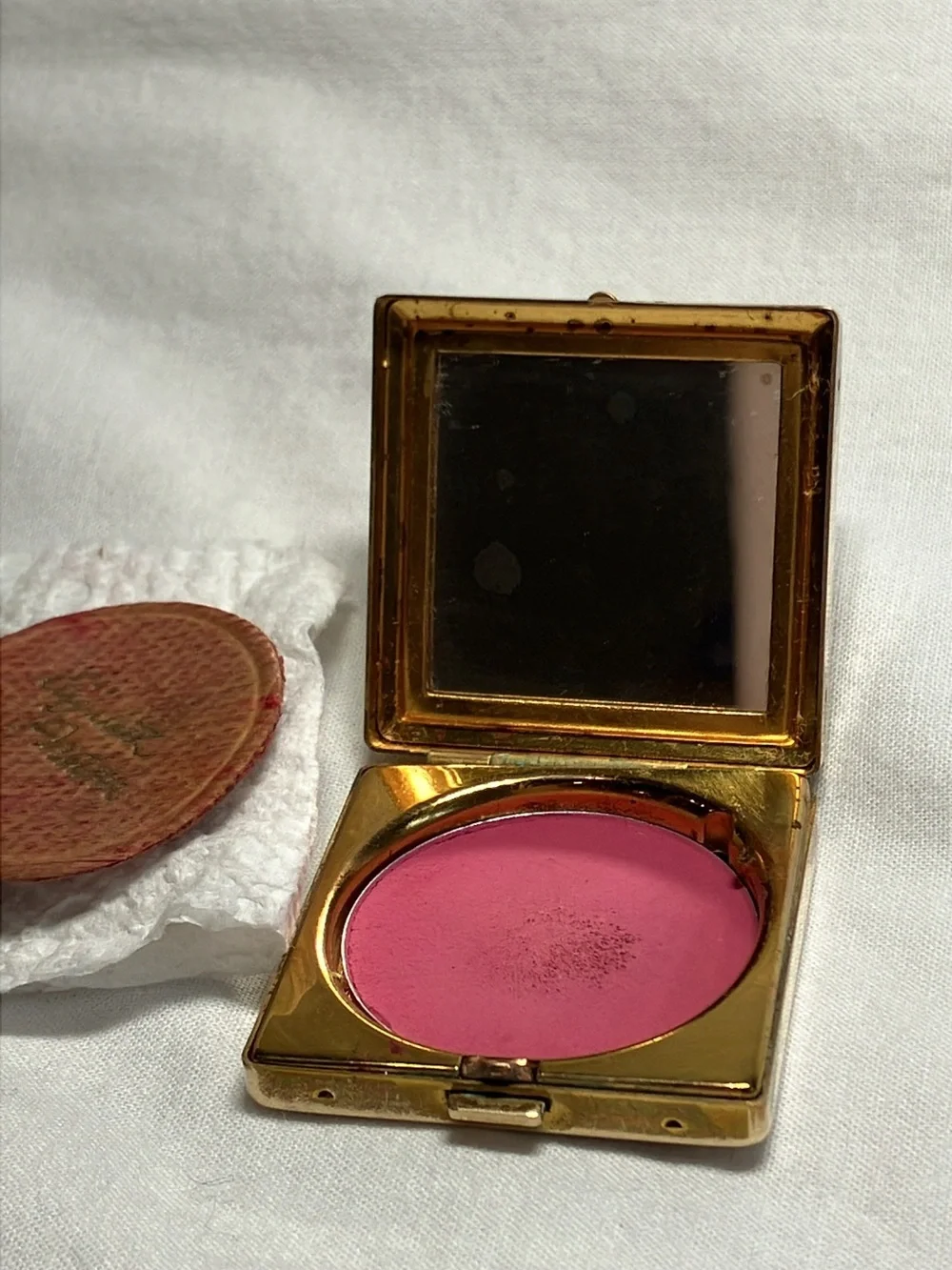 Vintage Elizabeth Arden Rouge Blush Compact